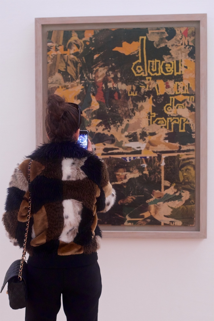 La vida repite el arte: un austriaco toma fotos de los visitantes del museo que "coincidieron" con las pinturas La vida repite el arte: un austriaco toma fotos de los visitantes del museo que "coincidieron" con las pinturas