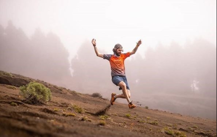 La voluntad de vivir: un hombre sin estómago, colon y vesícula biliar se ha convertido en un corredor de maratón e inspira a otros