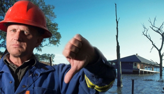 Lake Pener Incident: How a Hole in the Bottom Sucked in a Drilling Rig, 11 Barges and an Island