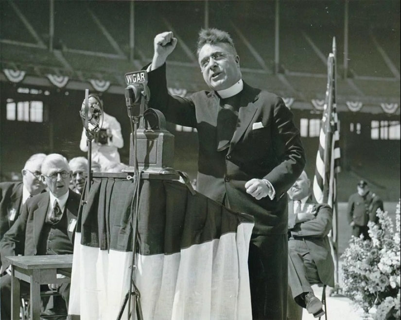 Land and Will: how Anarcho-socialism worked in the States of the 19th century Land and Will: how Anarcho-socialism worked in the States of the 19th century