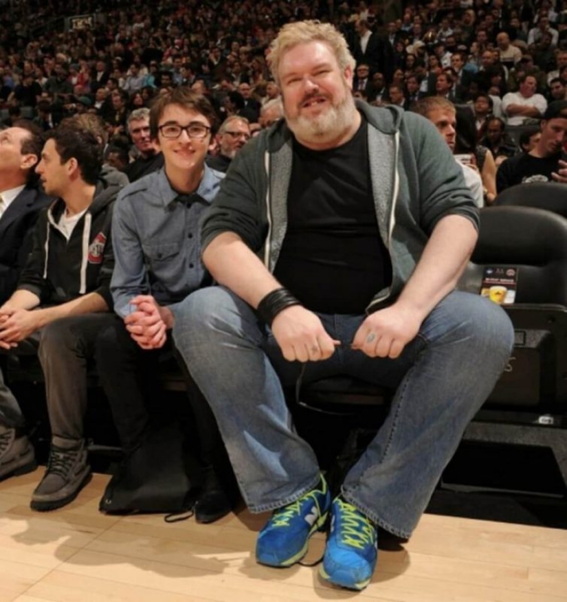 Large and more star contrasts, which are known only in comparison Large and more star contrasts, which are known only in comparison