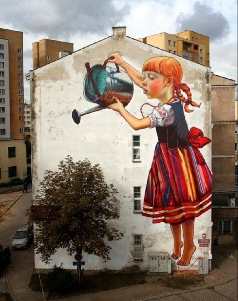 Large-scale and bright street art by Polish artist Natalia Rak Large-scale and bright street art by Polish artist Natalia Rak