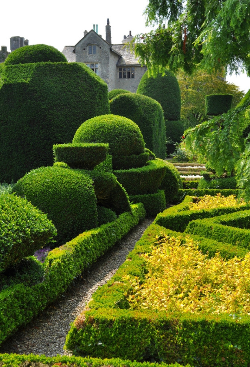 Levens Hall Garden