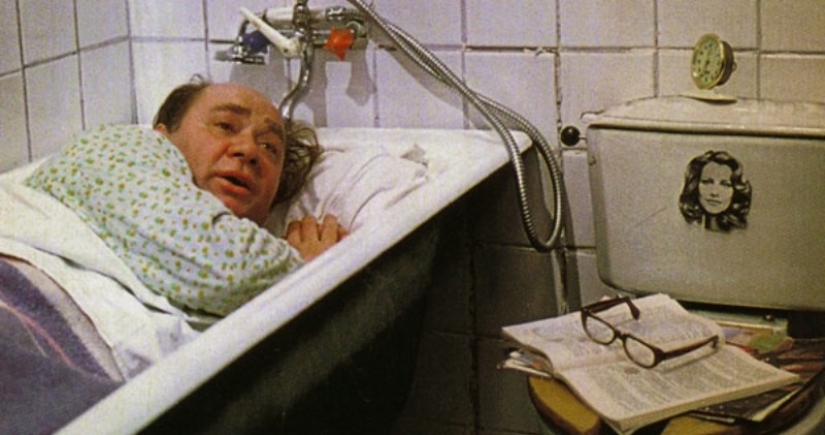 Life in the style of "smart" or How to make a coffee while sitting on the toilet