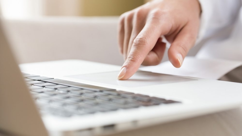 Limpieza de la garantía de la salud: cómo desinfectar el ratón y el teclado