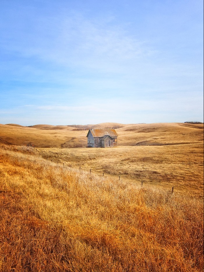 Little lonely houses for single people
