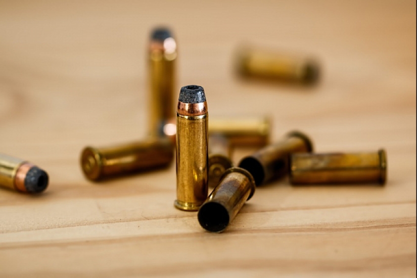 ¿Lleno de plomo, o cómo se siente la gente cuando les disparan?