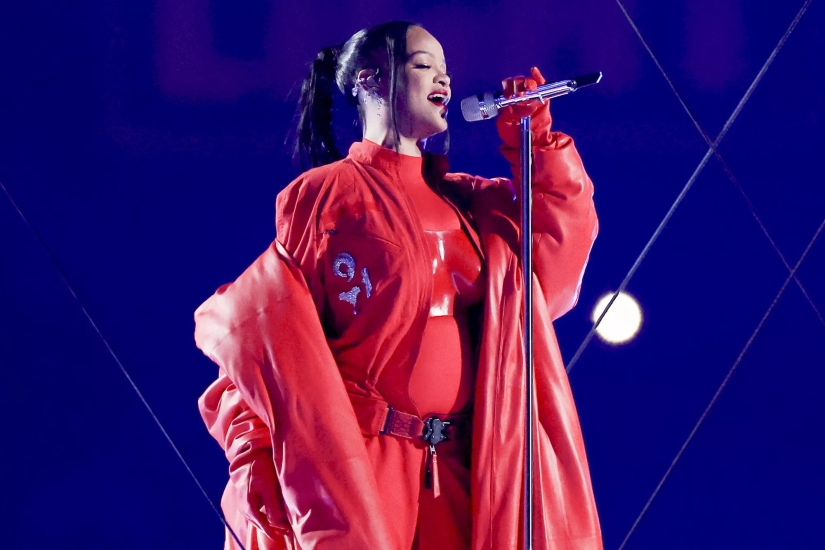 Los 21 mejores espectáculos de medio tiempo del Super Bowl: revisitando las actuaciones más controvertidas y memorables del gran juego (¡desde Janet Jackson hasta Left Shark!)