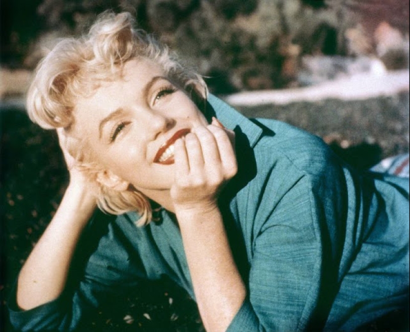 Los caballeros prefieren: 10 rubias famosas que una vez cambiaron el color de su cabello