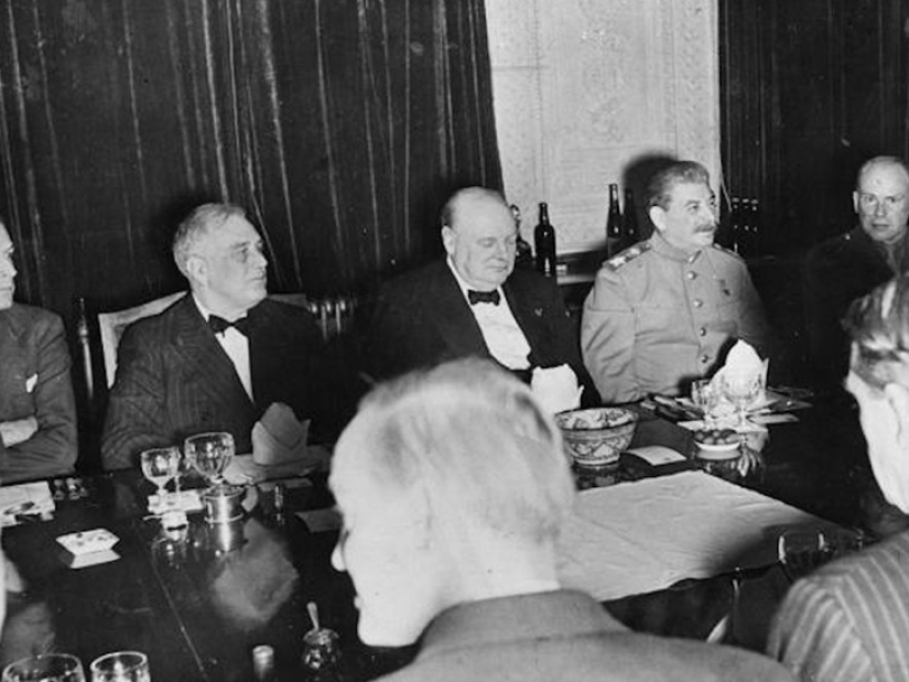 Los caprichos gastronómicos de los dictadores más brutales Los caprichos gastronómicos de los dictadores más brutales
