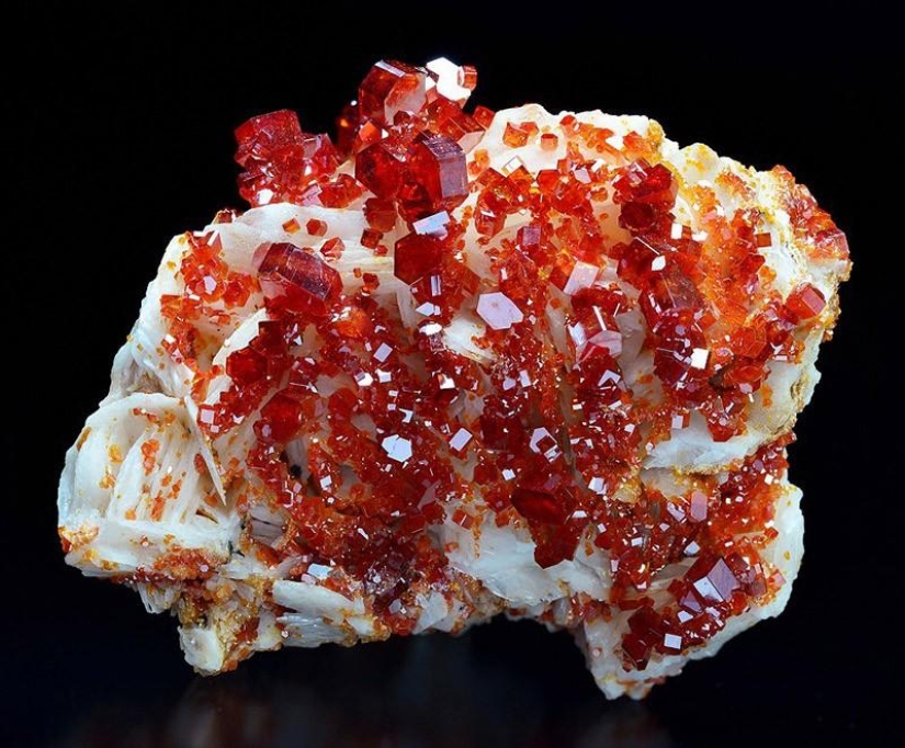 Los minerales más sorprendentes Los minerales más sorprendentes