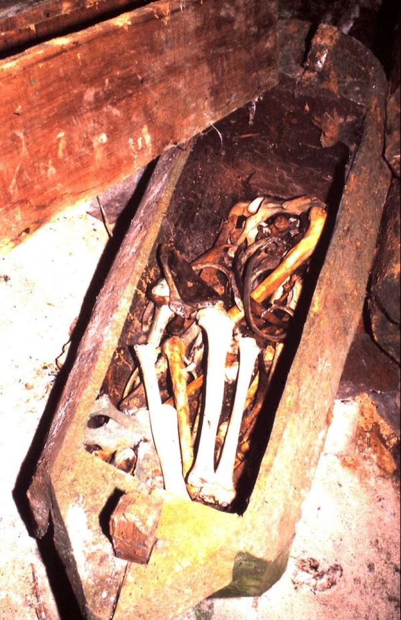 Los Misteriosos Ataúdes Colgantes de Sagada
