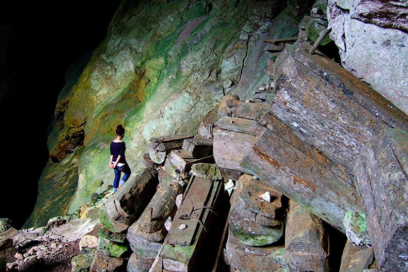 Los Misteriosos Ataúdes Colgantes de Sagada