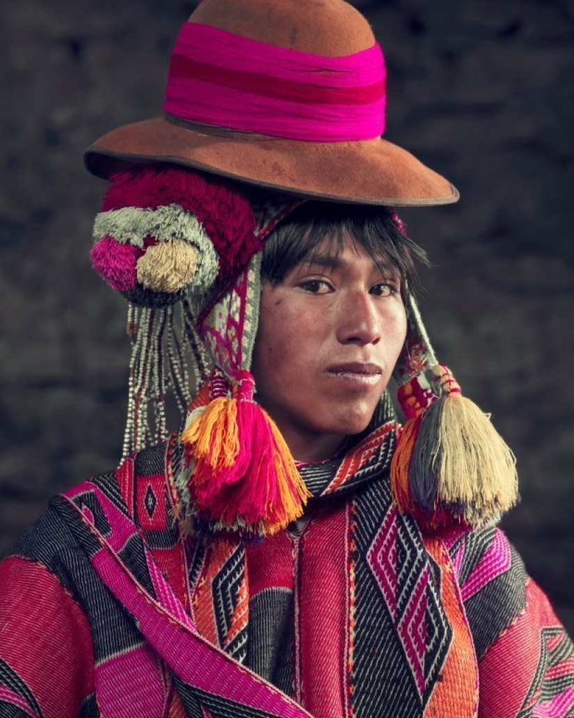 Los pueblos indígenas: 20 retratos, de la que es imposible apartar la mirada