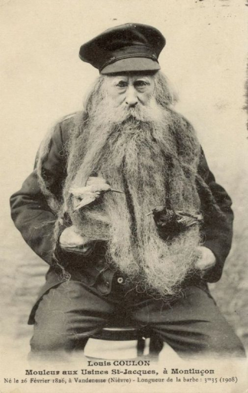 Louis Pendant — Frenchy mahabaratha, in which lived a cat