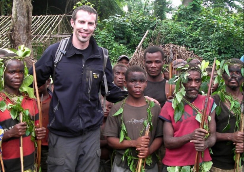 Love polygons, and the death of superstition: the primitive reality of a tribe of pygmies Love polygons, and the death of superstition: the primitive reality of a tribe of pygmies