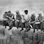 Lunch on the Beam of Rockefeller Plaza: The Secret Behind One of the Most Famous Photos of the 20th Century Lunch on the Beam of Rockefeller Plaza: The Secret Behind One of the Most Famous Photos of the 20th Century