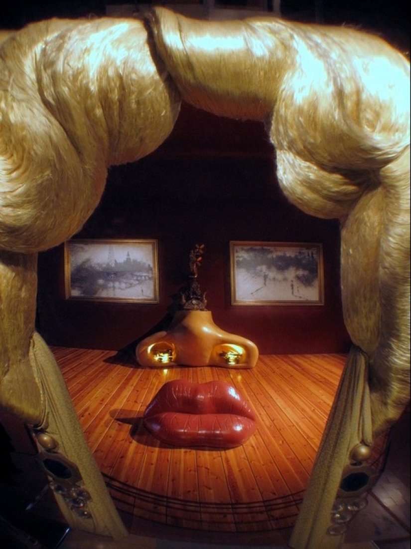 Mae West-la controvertida actriz que se convirtió en el primer símbolo sexual de América Mae West-la controvertida actriz que se convirtió en el primer símbolo sexual de América
