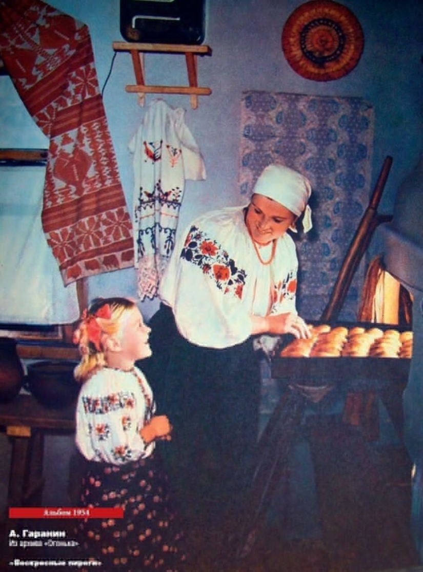 Magazine "Ogonek": illustrations of Soviet life Magazine "Ogonek": illustrations of Soviet life