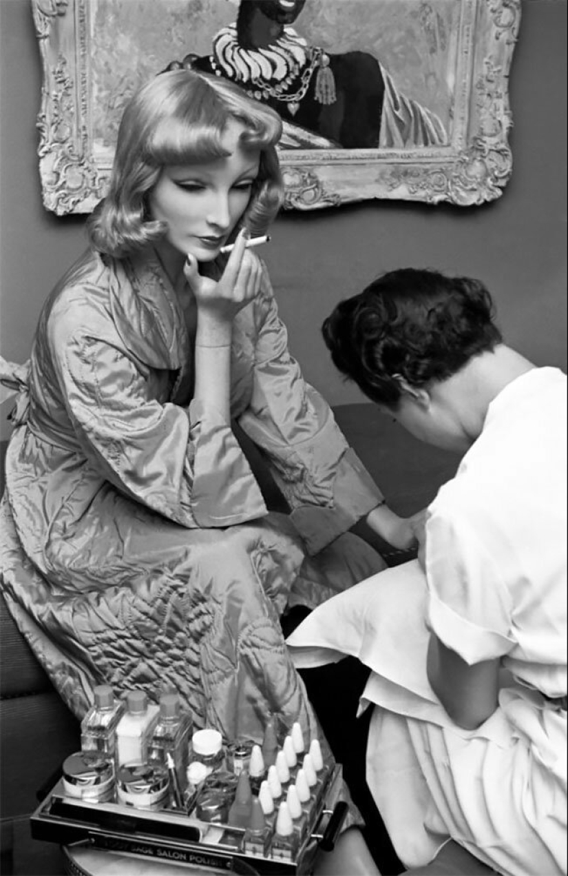 Mannequin named Cynthia doll, which was the envy of Marilyn Monroe Mannequin named Cynthia doll, which was the envy of Marilyn Monroe