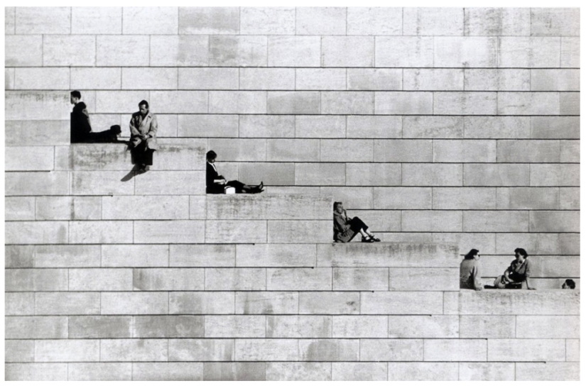 Masterpieces of street photography: real life in every picture from the masters
