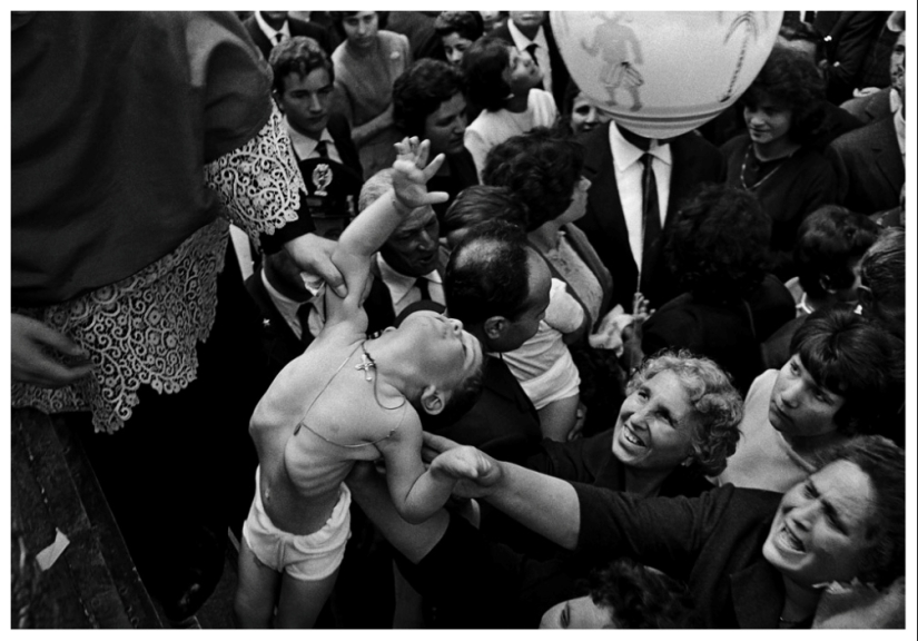 Masterpieces of street photography: real life in every picture from the masters