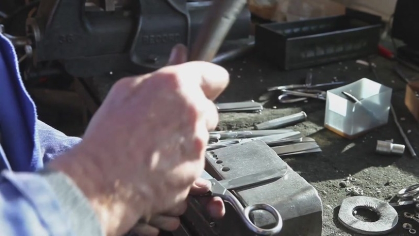 Merciless time, or 10 disappearing things that remained in one copy