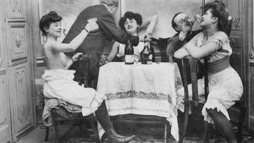 Mercury treatment, drunkenness and luxury: how women lived in brothels in Russia in the 19th century Mercury treatment, drunkenness and luxury: how women lived in brothels in Russia in the 19th century