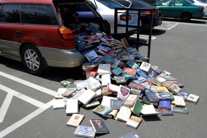 Mil y un libros de Mike Stilka