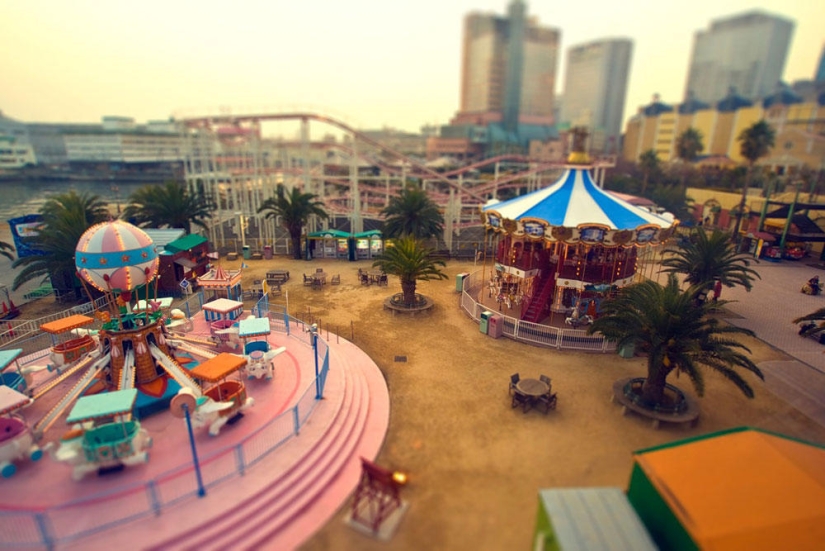 "Miniaturization" of megacities by Ben Thomas "Miniaturization" of megacities by Ben Thomas