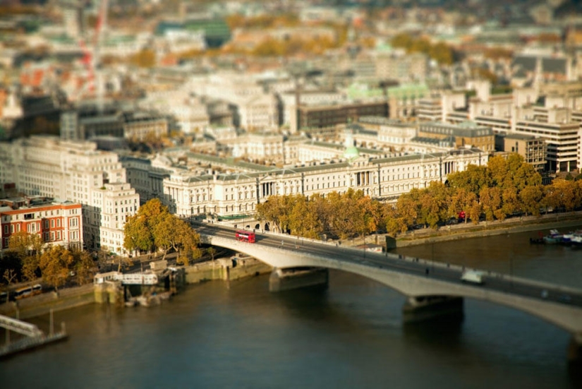 "Miniaturization" of megacities by Ben Thomas "Miniaturization" of megacities by Ben Thomas