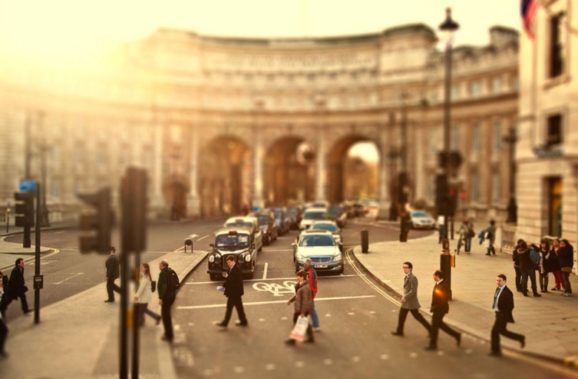 "Miniaturization" of megacities by Ben Thomas "Miniaturization" of megacities by Ben Thomas