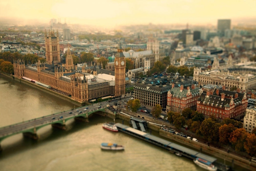 "Miniaturization" of megacities by Ben Thomas "Miniaturization" of megacities by Ben Thomas