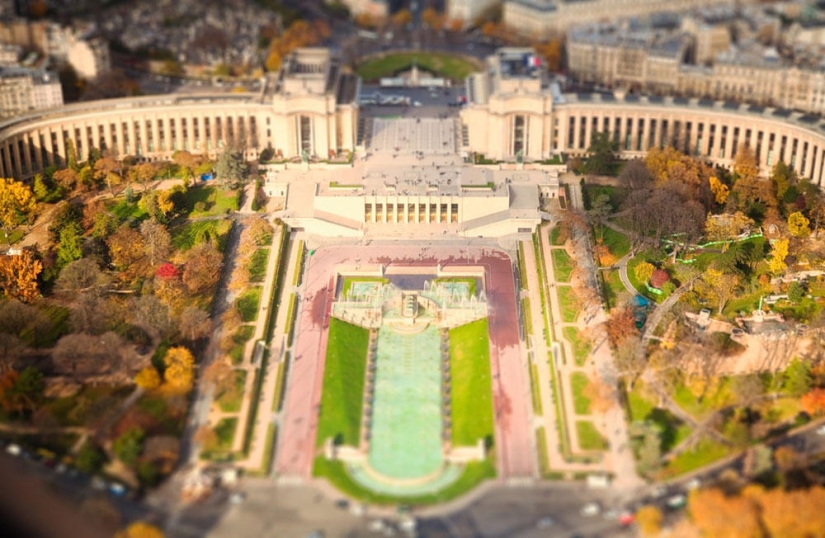 "Miniaturization" of megacities by Ben Thomas "Miniaturization" of megacities by Ben Thomas