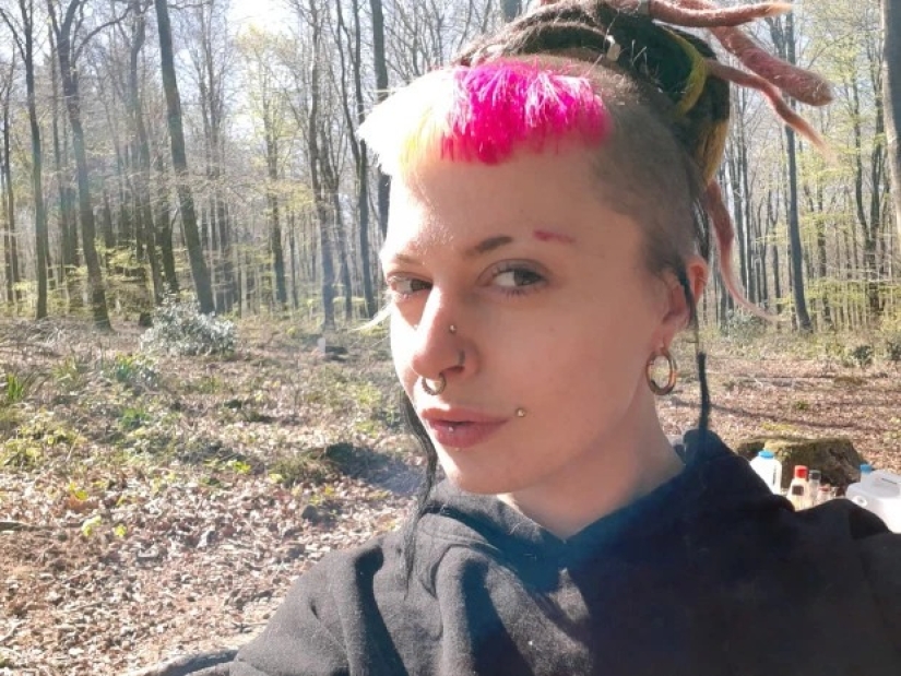 Mistakes of youth: the three British women regret what made face tattoos, drunk and foolishly Mistakes of youth: the three British women regret what made face tattoos, drunk and foolishly