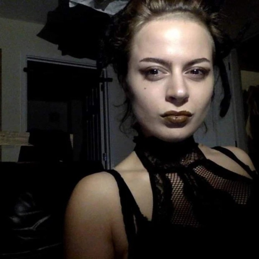 Mistakes of youth: the three British women regret what made face tattoos, drunk and foolishly Mistakes of youth: the three British women regret what made face tattoos, drunk and foolishly