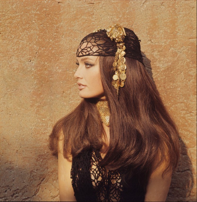 Movie star Marisa Mel — sensual beauty with a tragic fate