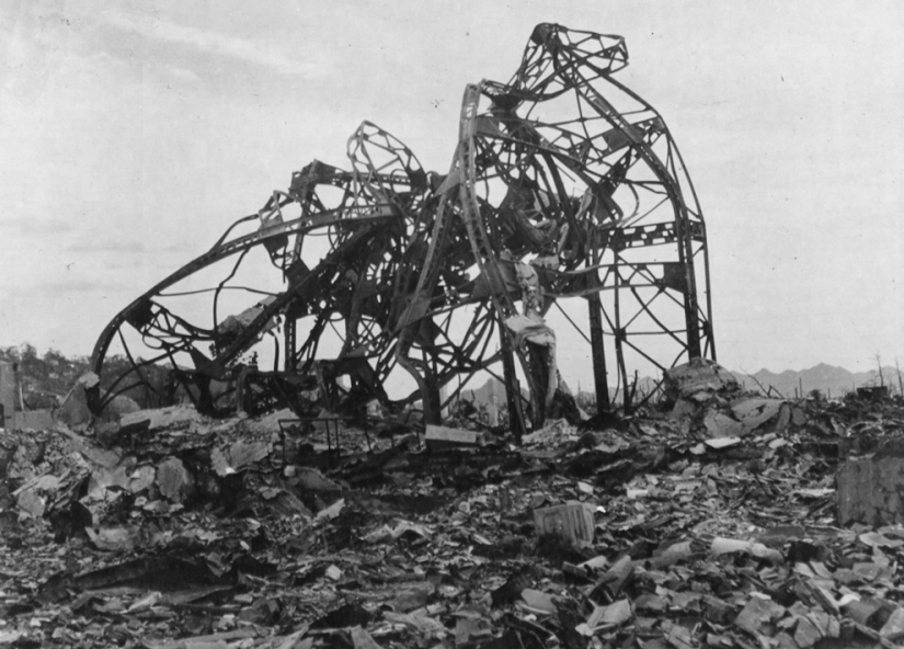 Más brillante que mil soles: 20 aterradores disparos en memoria de la explosión nuclear en Hiroshima