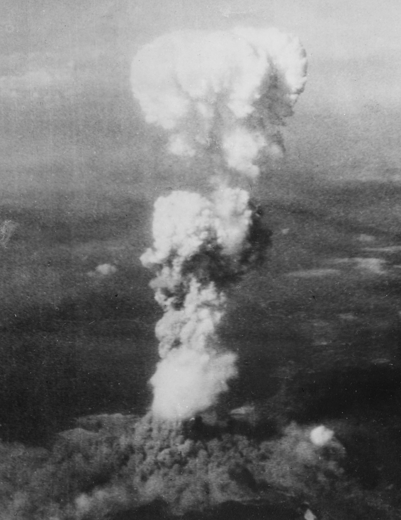 Más brillante que mil soles: 20 aterradores disparos en memoria de la explosión nuclear en Hiroshima