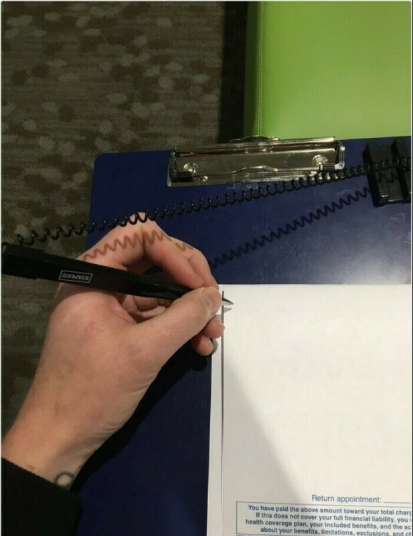 más de 20 pruebas visuales de que la vida de los zurdos está llena de pruebas más de 20 pruebas visuales de que la vida de los zurdos está llena de pruebas