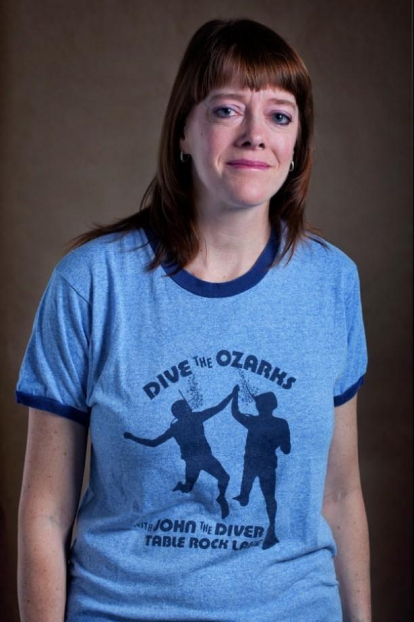 Mujeres con la ropa de sus ex-un inusual proyecto fotográfico de Carla Richmond