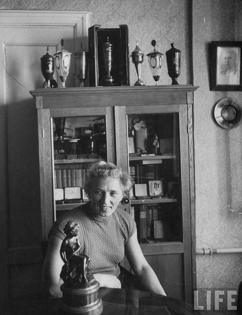 Muscovites in 1956 in pictures by LIFE photographer Lisa Larsen Muscovites in 1956 in pictures by LIFE photographer Lisa Larsen