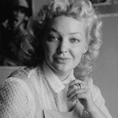 Muscovites in 1956 in pictures by LIFE photographer Lisa Larsen