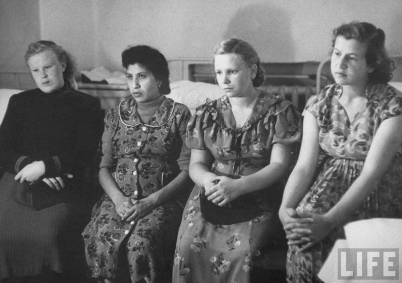 Muscovites in 1956 in pictures by LIFE photographer Lisa Larsen Muscovites in 1956 in pictures by LIFE photographer Lisa Larsen