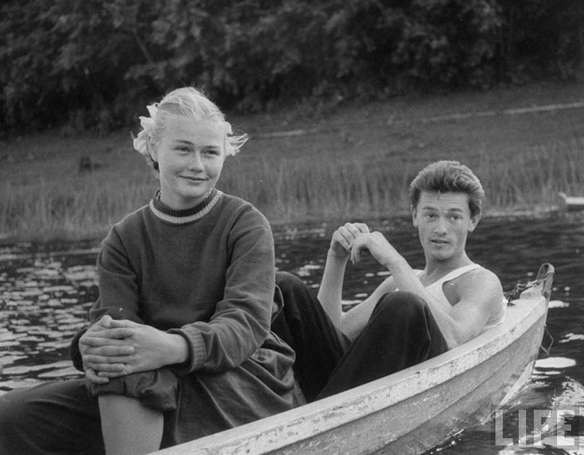 Muscovites in 1956 in pictures by LIFE photographer Lisa Larsen Muscovites in 1956 in pictures by LIFE photographer Lisa Larsen