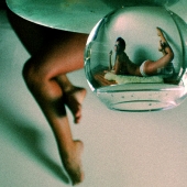 Naked Dana, filmed through an aquarium Naked Dana, filmed through an aquarium