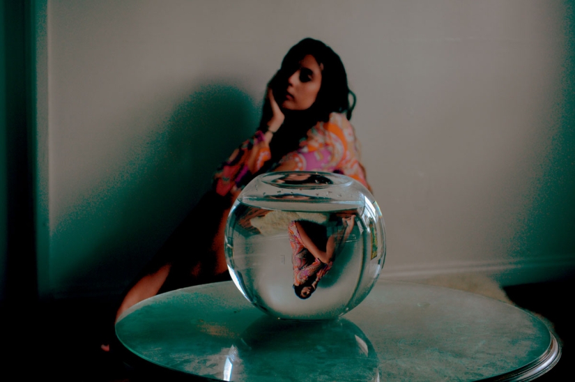 Naked Dana, filmed through an aquarium