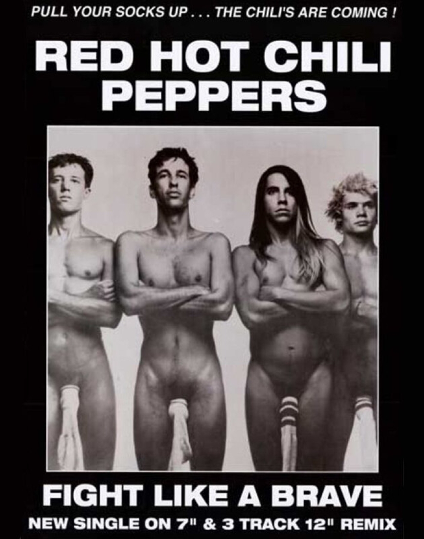 Naked Pamela Anderson against the background of icons and Kardashian pop - scandalous photos of stars Naked Pamela Anderson against the background of icons and Kardashian pop - scandalous photos of stars