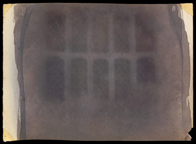 Negative and positive, no alternatives - 15 first photographs of William Talbot Negative and positive, no alternatives - 15 first photographs of William Talbot