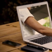 Network etiquette — 10 rules of online communication that you can't do without today Network etiquette — 10 rules of online communication that you can't do without today
